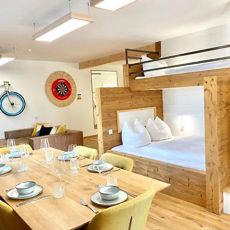 Gruppenapartment Auf Wohnmobilstellplatz I Hund Füssen