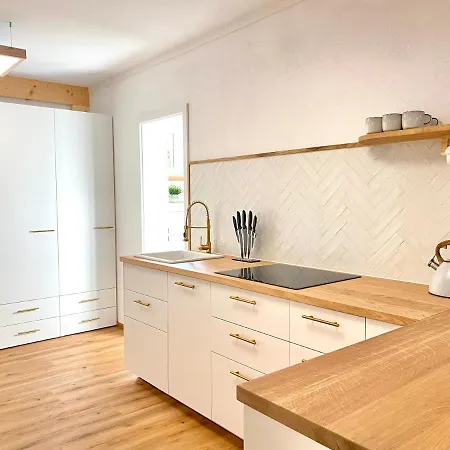 Appartement Gruppenapartment Auf Wohnmobilstellplatz I Hund